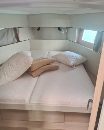 Beneteau Oceanis 38.1