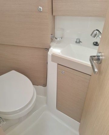 Beneteau Oceanis 38.1