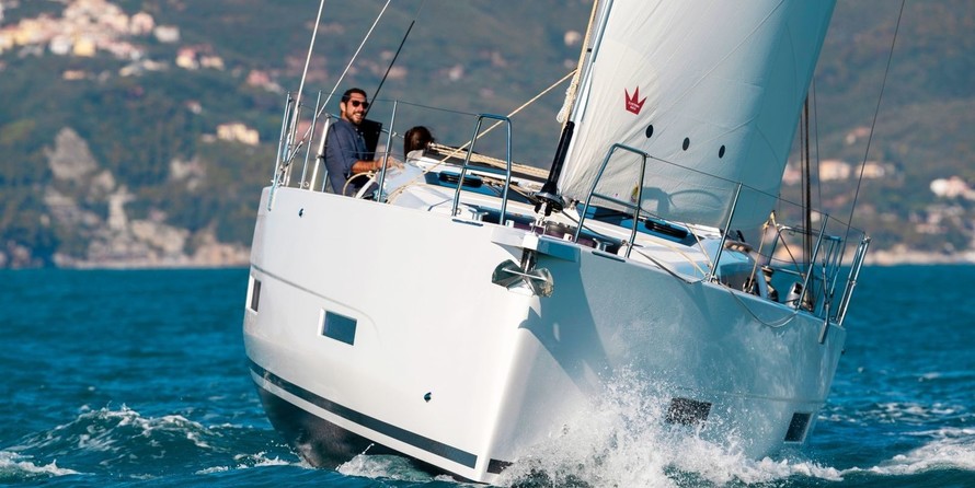 Dufour 390