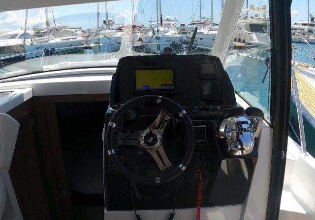 Beneteau Antares 9 OB