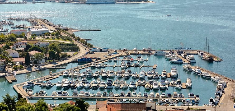 Beneteau Antares 9 OB