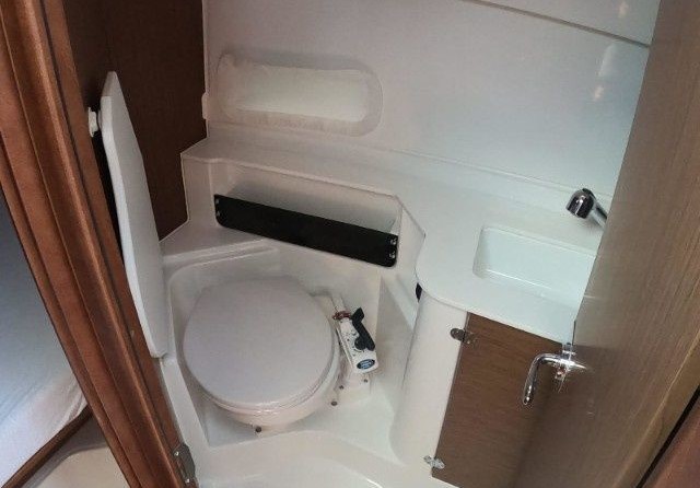 Beneteau Antares 9 OB