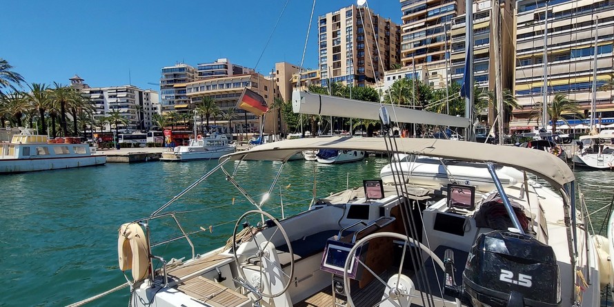 Hanse 385