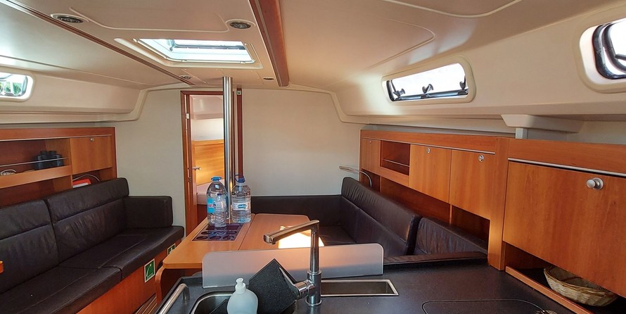 Hanse 385