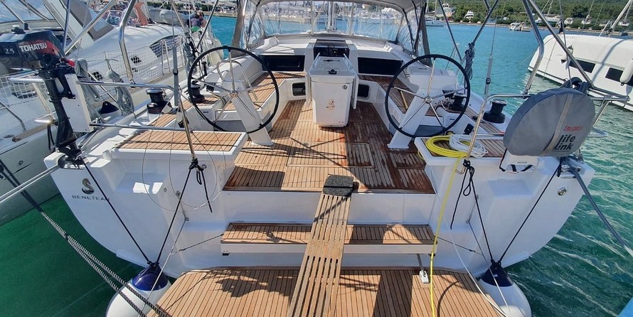 Beneteau Oceanis 51.1