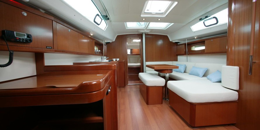 Beneteau Oceanis 40
