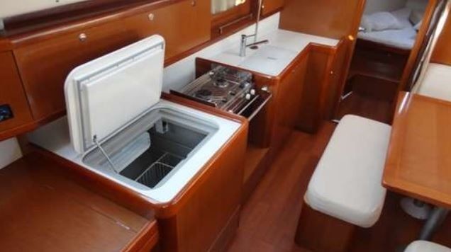 Beneteau Oceanis 40