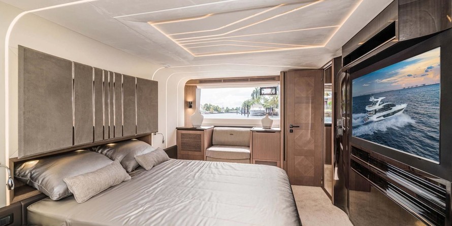 Galeon 680 FLY