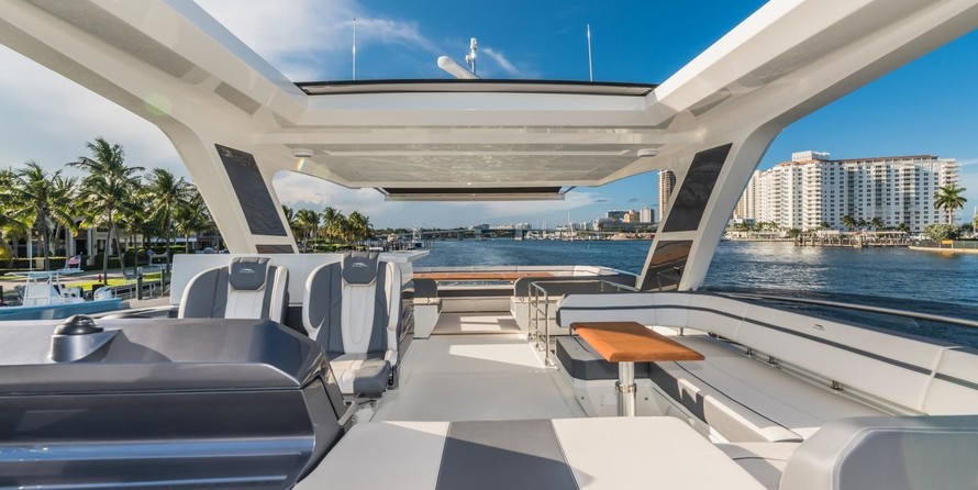 Galeon 680 FLY