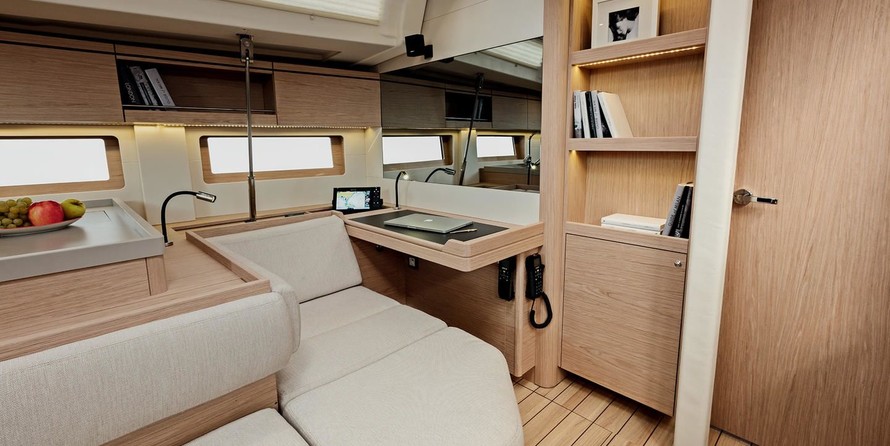 Beneteau Oceanis 51.1