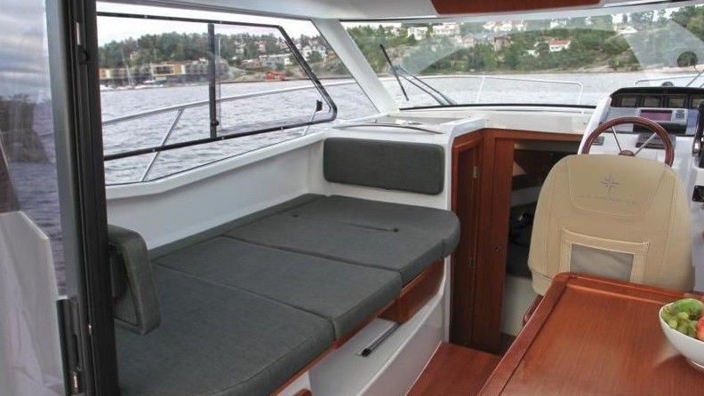 Jeanneau Merry Fisher 855