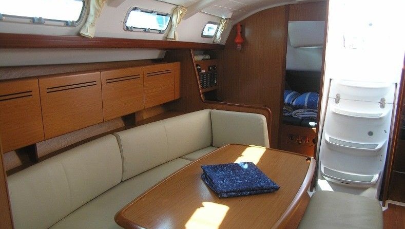 Beneteau Cyclades 43