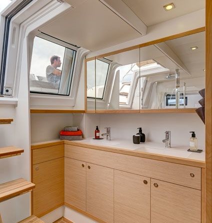 Lagoon 620