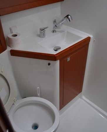Beneteau Oceanis 48