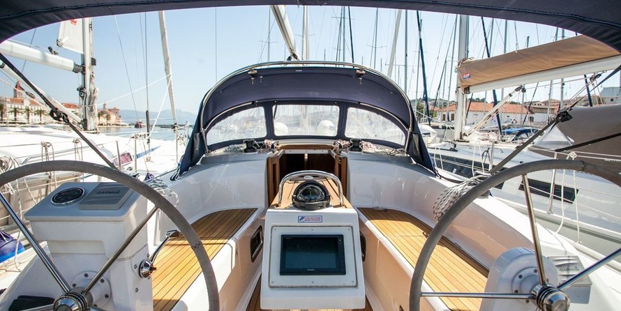 Bavaria CRUISER 34