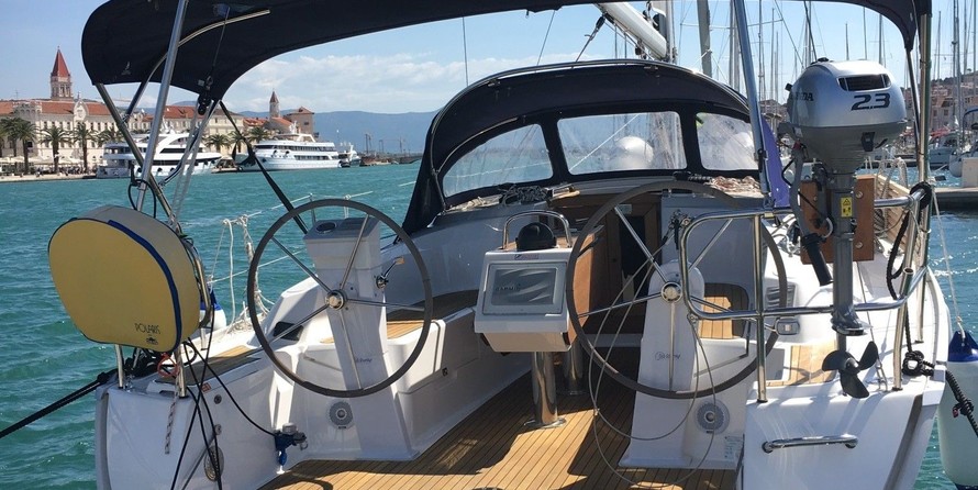 Bavaria CRUISER 34