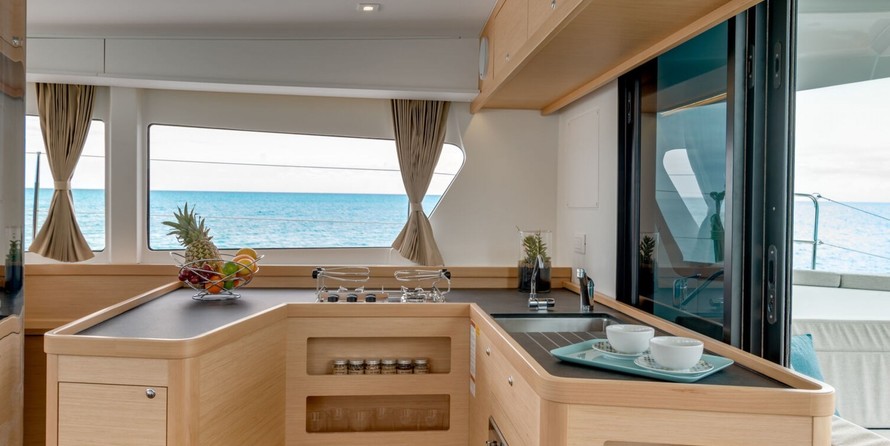 Lagoon 42