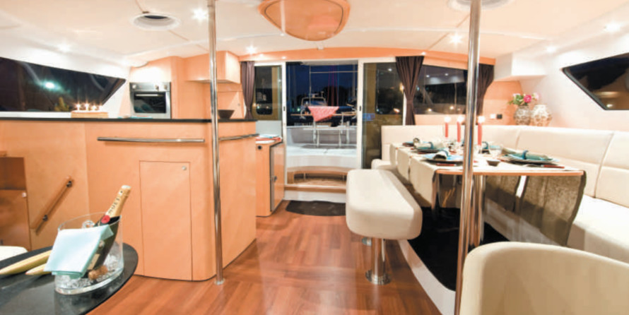 Fountaine Pajot Eleuthera 60