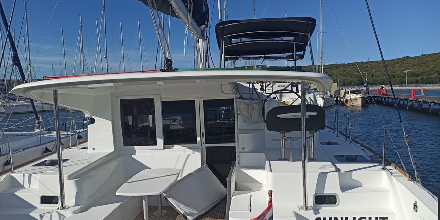 Lagoon 40