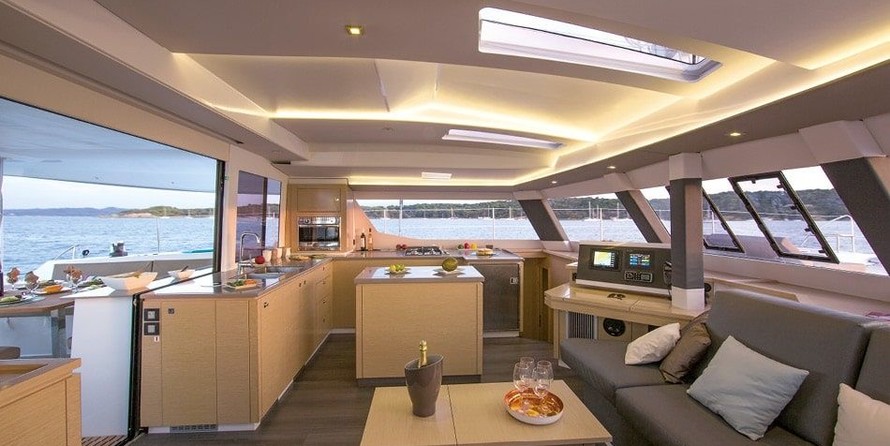 Fountaine Pajot Saba 50