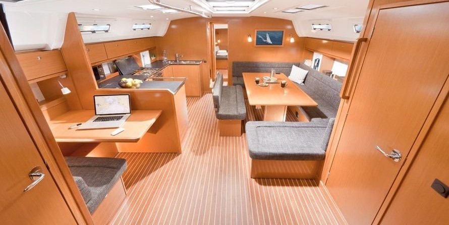 Bavaria Cruiser 50