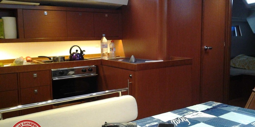 Beneteau Oceanis 48