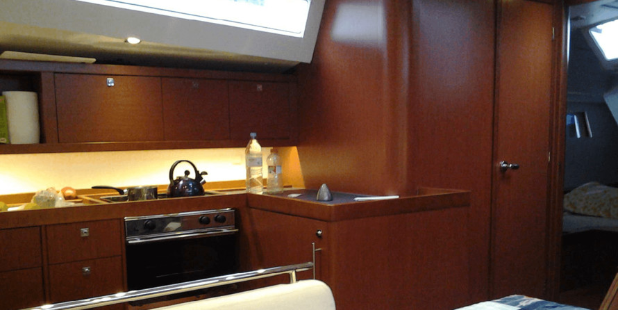 Beneteau Oceanis 48