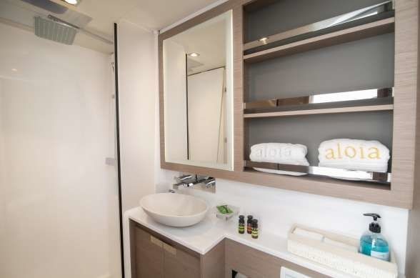 Fountaine Pajot Alegria 67