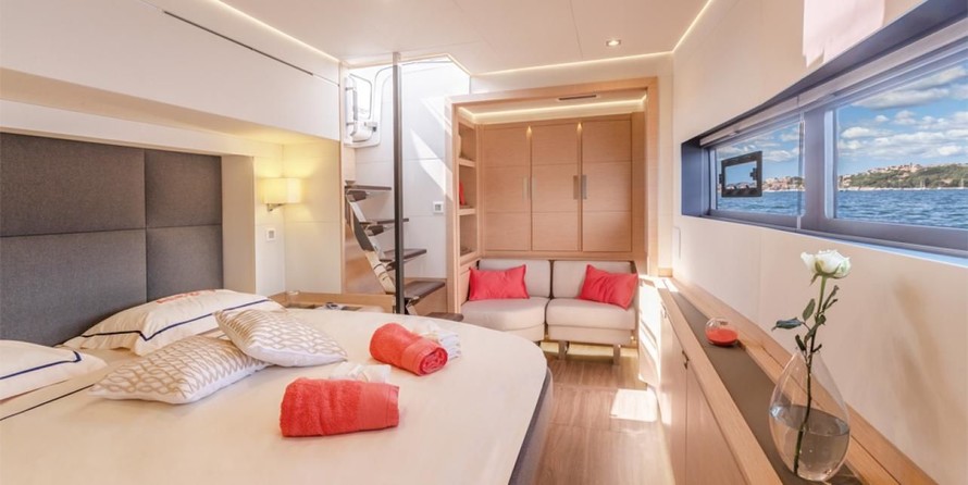 Fountaine Pajot Alegria 67