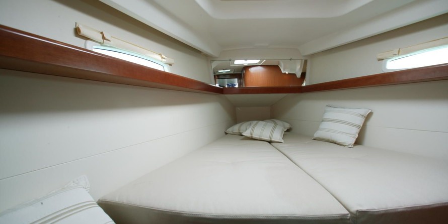 Beneteau Oceanis 40