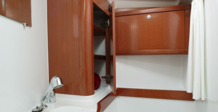 Beneteau Oceanis 40