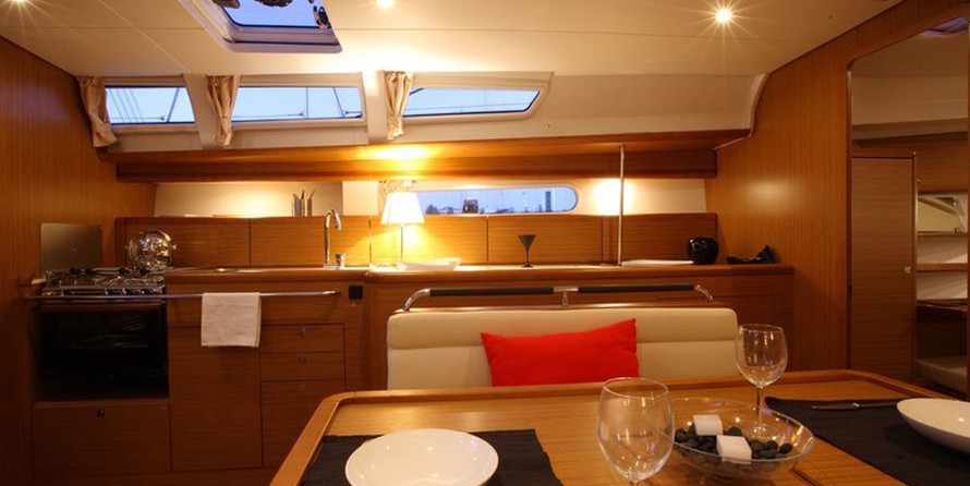 Jeanneau Sun Odyssey 44i