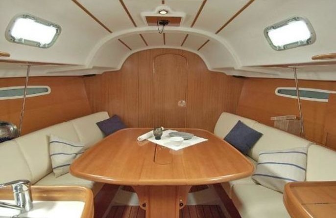 Beneteau First 31.7