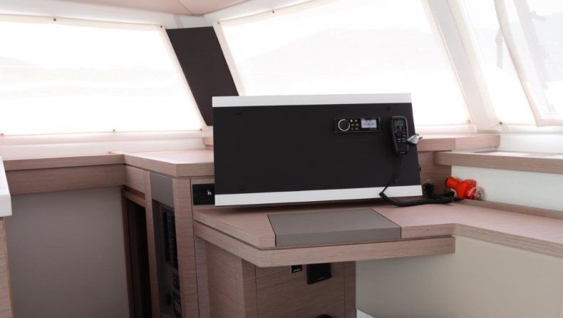Fountaine Pajot Astréa 42