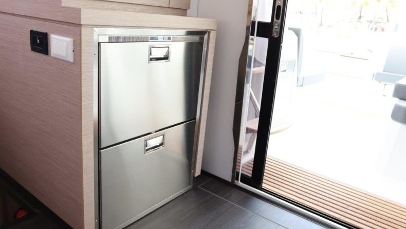 Fountaine Pajot Astréa 42