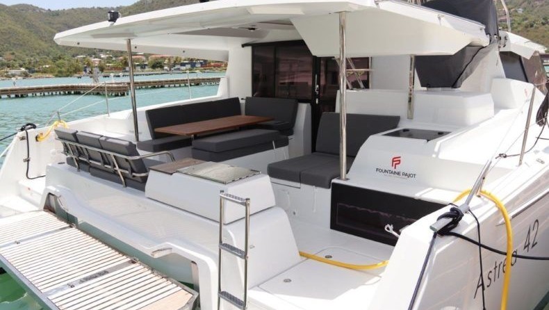 Fountaine Pajot Astréa 42