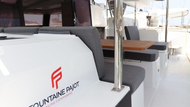 Fountaine Pajot Astréa 42