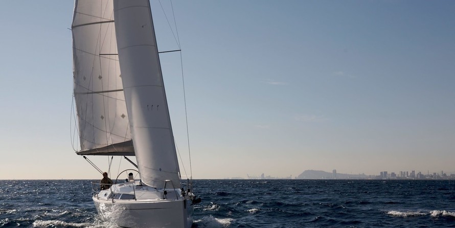 Hanse 320