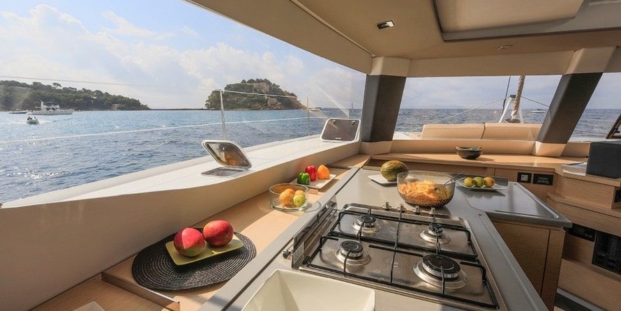 Fountaine Pajot Saba 50