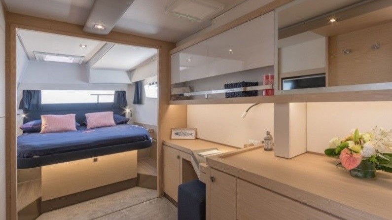 Fountaine Pajot Saona 47