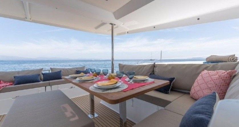 Fountaine Pajot Saona 47