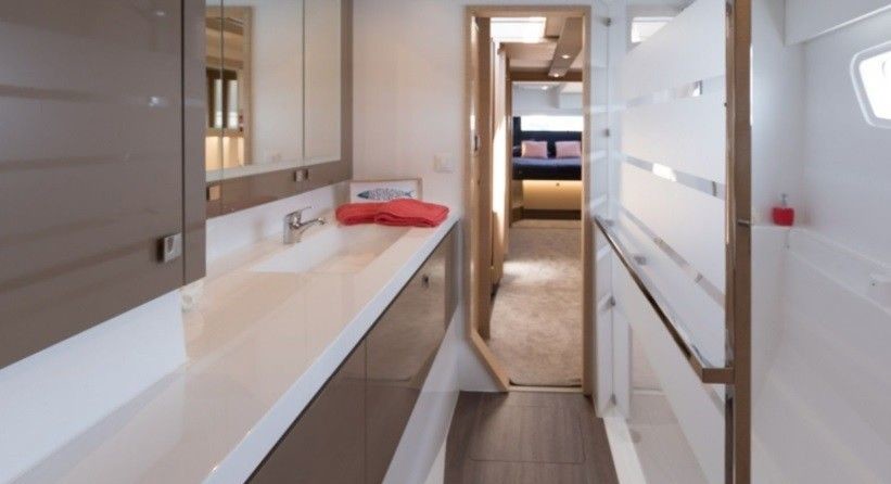 Fountaine Pajot Saona 47