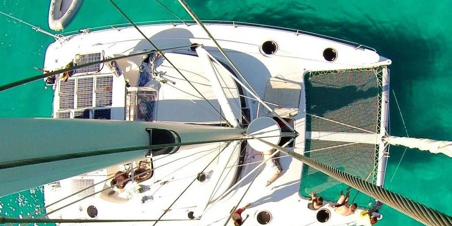 Fountaine pajot belize 43