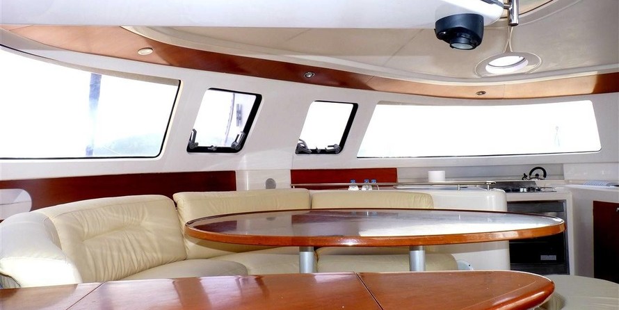 Fountaine pajot belize 43