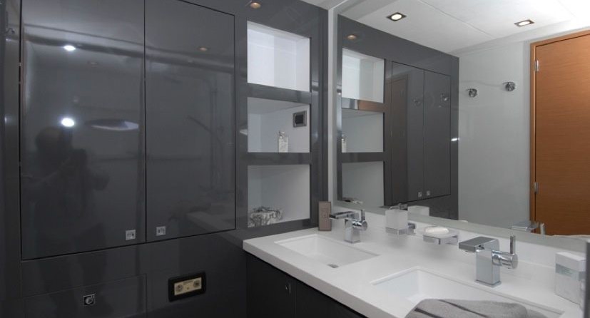 Fountaine pajot victoria 67