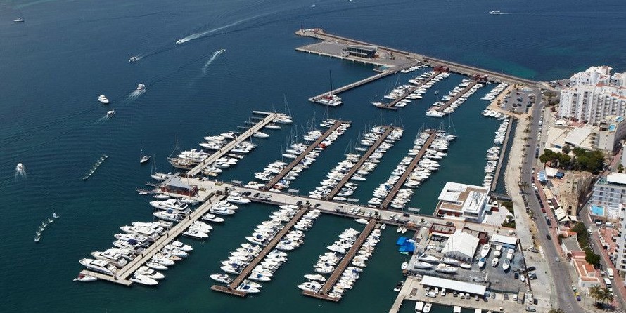 Fountaine pajot victoria 67