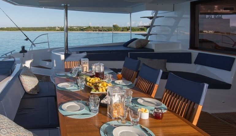 Fountaine pajot victoria 67