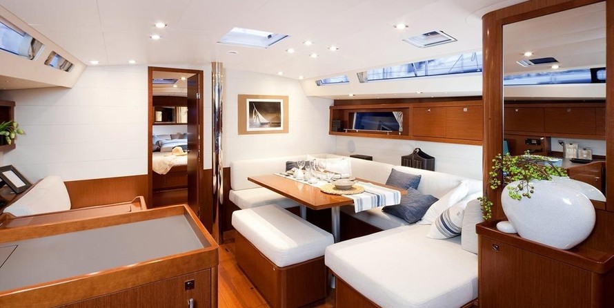 Beneteau Oceanis 48