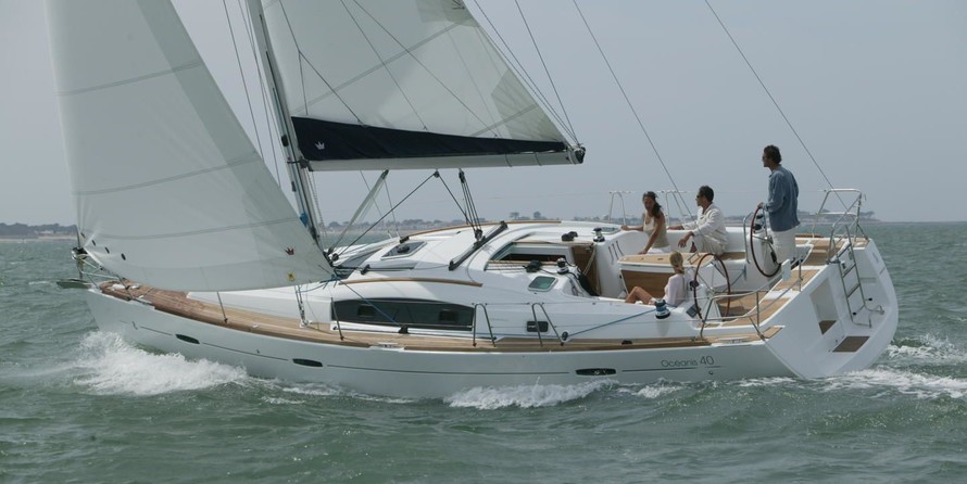 Beneteau Oceanis 40