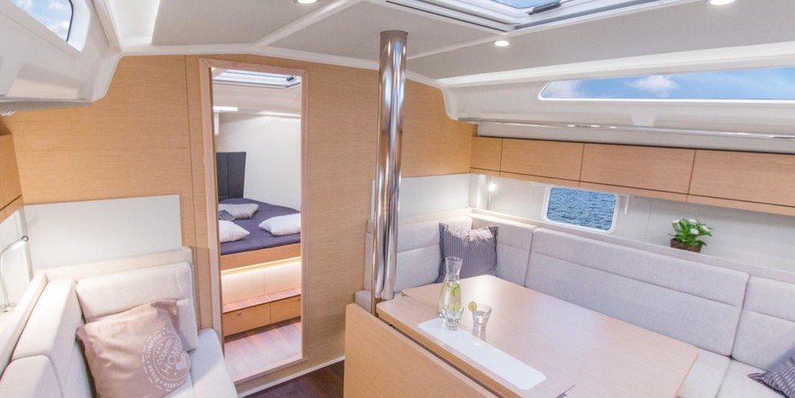 Hanse 418